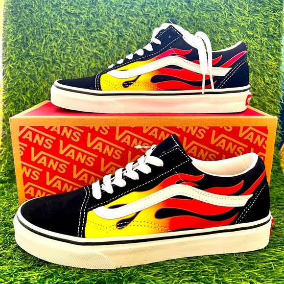 VANS OLD SKOOL FLAME - Picture 1 of 6